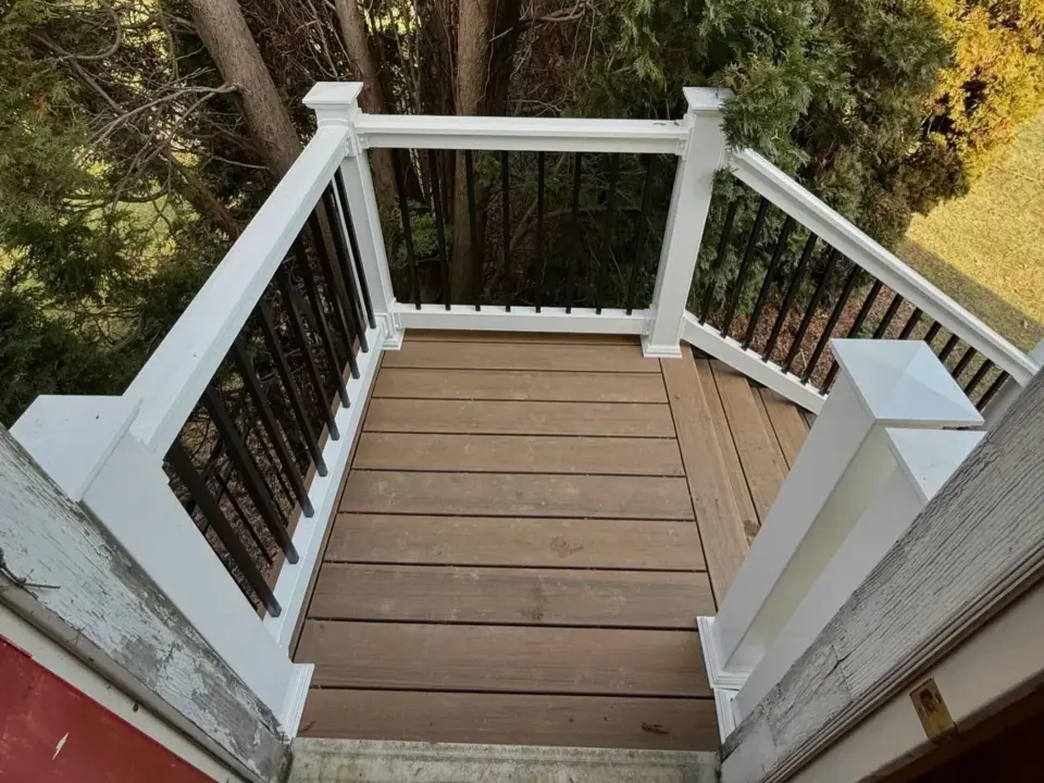 Commercial Decking Services in Lehigh Valley, PA | LVMC Decks